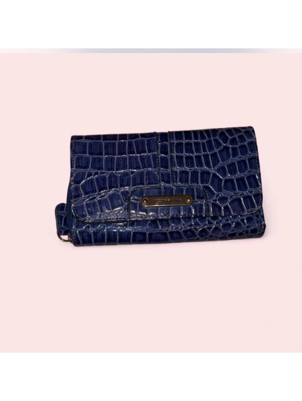 Jaclyn Smith Wallet [COPY]